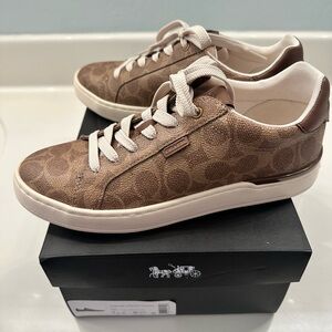 Coach Women’s lowline sneaker
